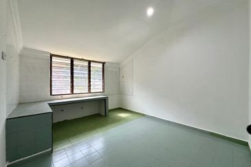 Taman Alam Megah, Seksyen 28