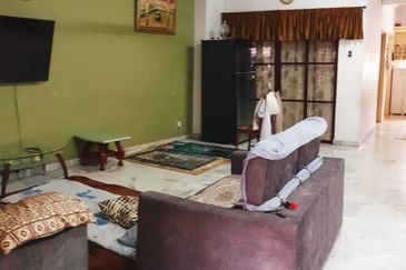 Jalan Putra Bistari 2/1Q