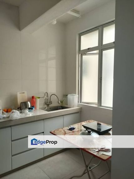 Subang Perdana Goodyear Court 7 for sale move in condition , Selangor, USJ