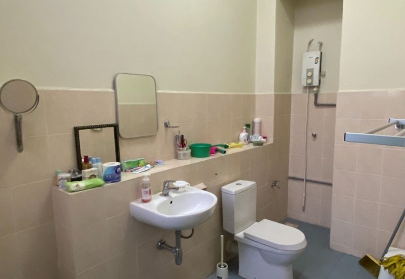 Corinthian Condominium