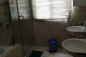 Kl Sentral condo for sale 