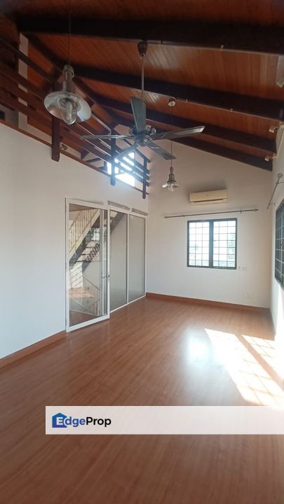 Usj 2 Selangor 2.5 stroey  endlot for sale, Selangor, USJ