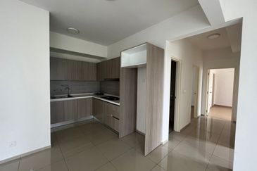 Adria Residence @ Gravit8