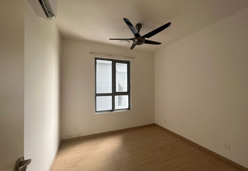 Adria Residence @ Gravit8