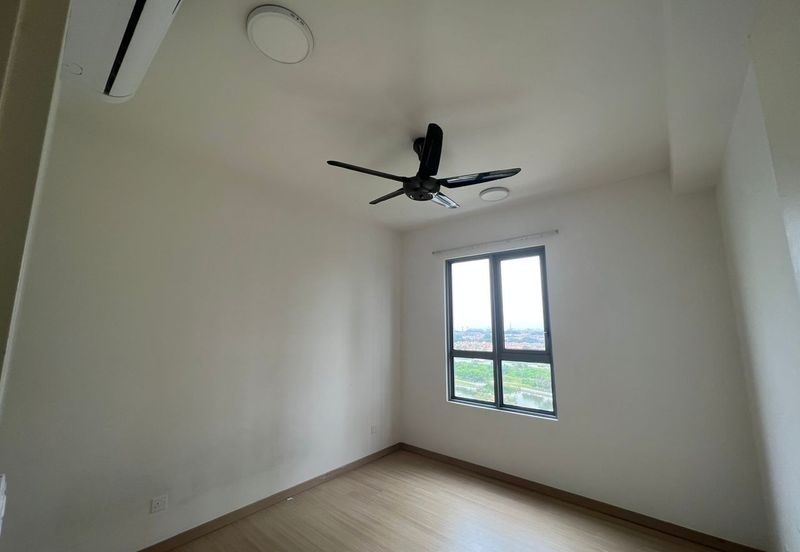 Adria Residence @ Gravit8