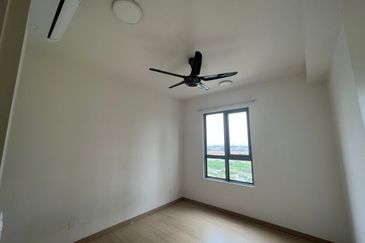 Adria Residence @ Gravit8