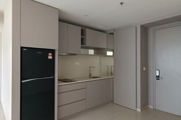 Hill10 Residence @ i-City