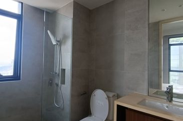 Hill10 Residence @ i-City