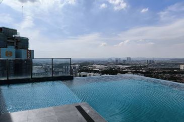 Hill10 Residence @ i-City