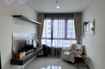 I Residence @ I City