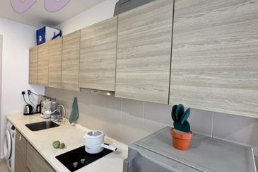 I Residence @ I City