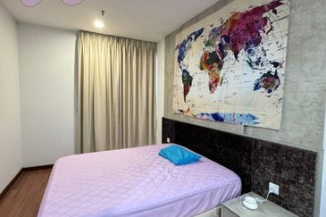 I Residence @ I City