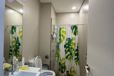 I Residence @ I City