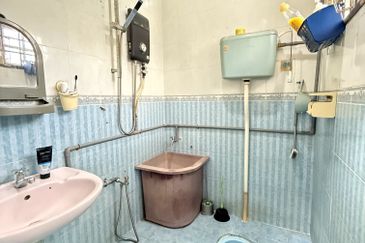 Taman Tepi Sungai ( Taman Teluk Pulai Indah )