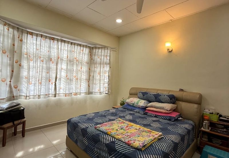 Lorong Tepi Sungai 11