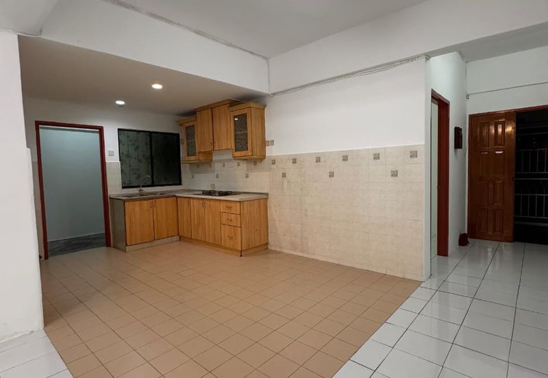 Vista Bayu Apartment, Taman Bayu Perdana