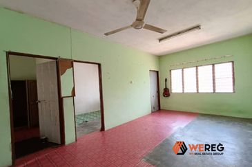 *Low Cost investment for First Time House Buyer* Taman Chi Leung Low Cost Flat