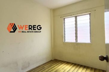 *Low Cost investment for First Time House Buyer* Bukit Tinggi 1 Low Cost Flat