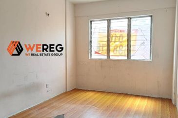 *Low Cost investment for First Time House Buyer* Bukit Tinggi 1 Low Cost Flat