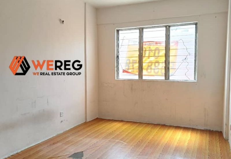 *Low Cost investment for First Time House Buyer* Bukit Tinggi 1 Low Cost Flat