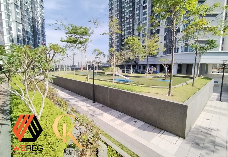 Kenwingston Square Garden