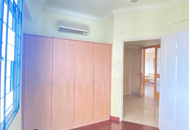 Bungaraya Kondominium, Saujana Subang