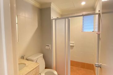 Bungaraya Kondominium, Saujana Subang