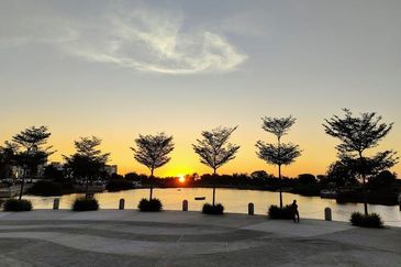 Gravit8 @ Klang South