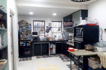 Taman Teluk Gedung Indah