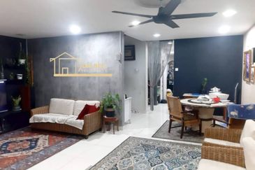 Taman Teluk Gedung Indah