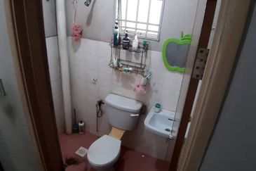 Taman Teluk Gedung Indah