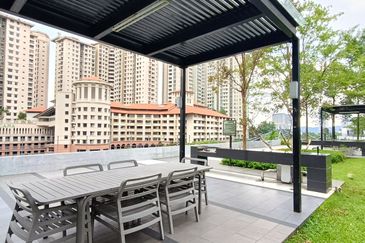 Tropicana Avenue Serviced Residences