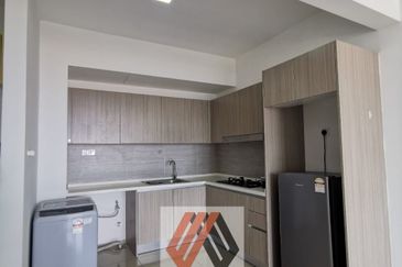 Gravit8 @ Klang South