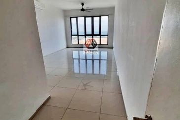 Gravit8 @ Klang South