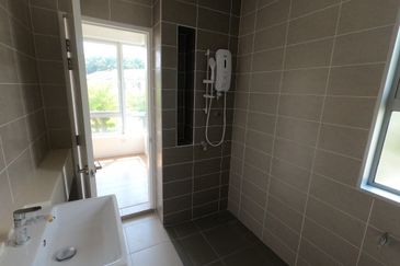 Arahsia Residences, Tropicana Aman