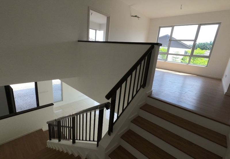 Arahsia Residences, Tropicana Aman