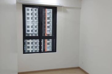 Gravit8 @ Klang South