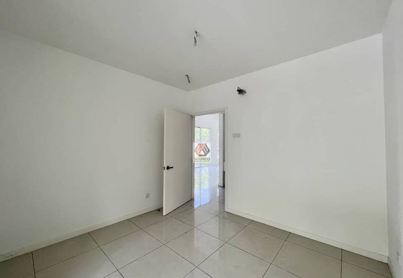 Arahsia Residences, Tropicana Aman