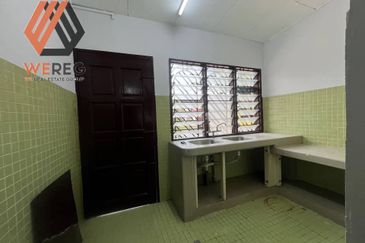 Pandamaran New Village