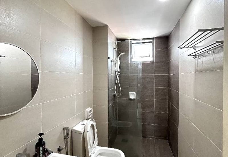 Adria Residence @ Gravit8