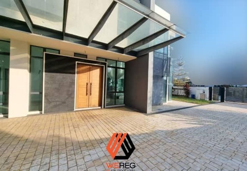 Kristal Court, Seksyen 7