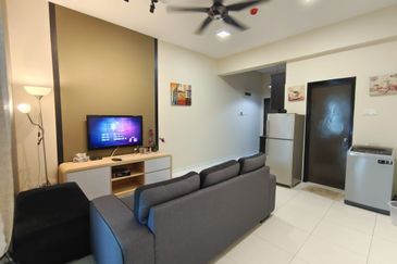 Akademik Suite @ Mount Austin