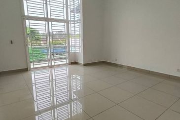 Austin Residence @Taman Mount Austin