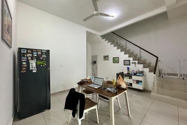 Austin Residence @Taman Mount Austin