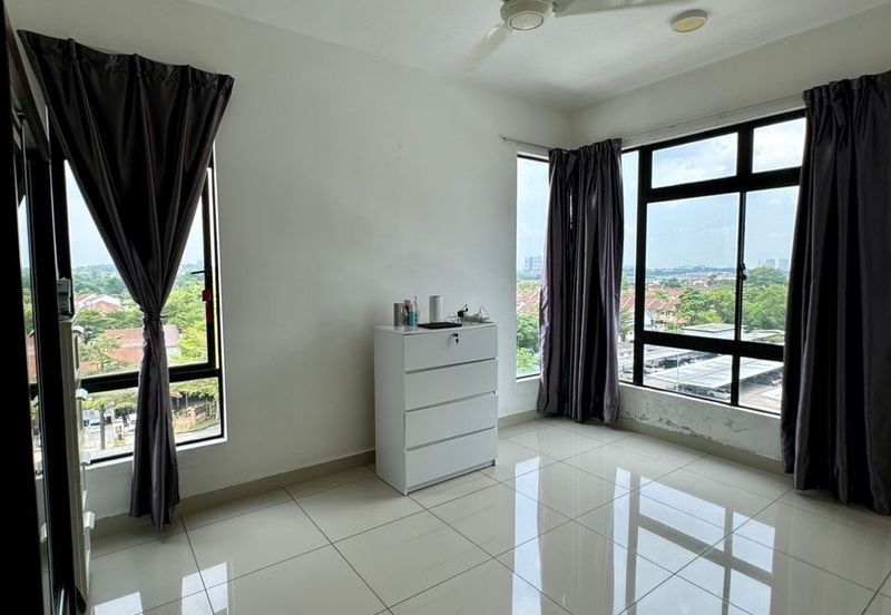 Seri Austin Luxury Apartment