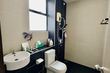 Seri Austin Luxury Apartment