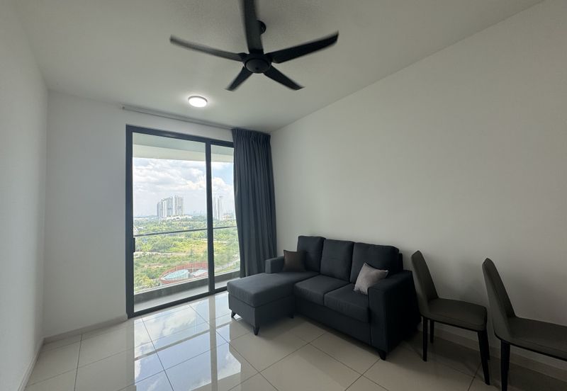 The M @ Medini Macrolink