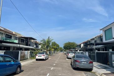 Double Storey Terrace House at Jalan Bayu 3/7, Taman Nusa Bayu For Sale