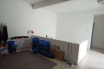 Double Storey Superlink House at Horizon Hills For Sale