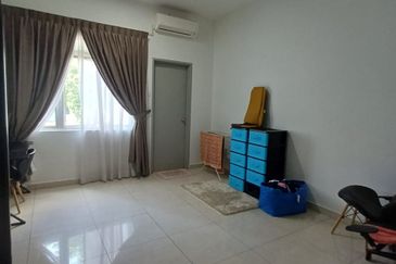 Double Storey Superlink House at Horizon Hills For Sale